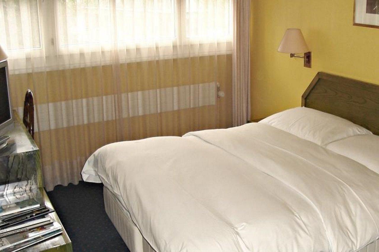 Hostellerie De La Vendee Lancy Exterior photo
