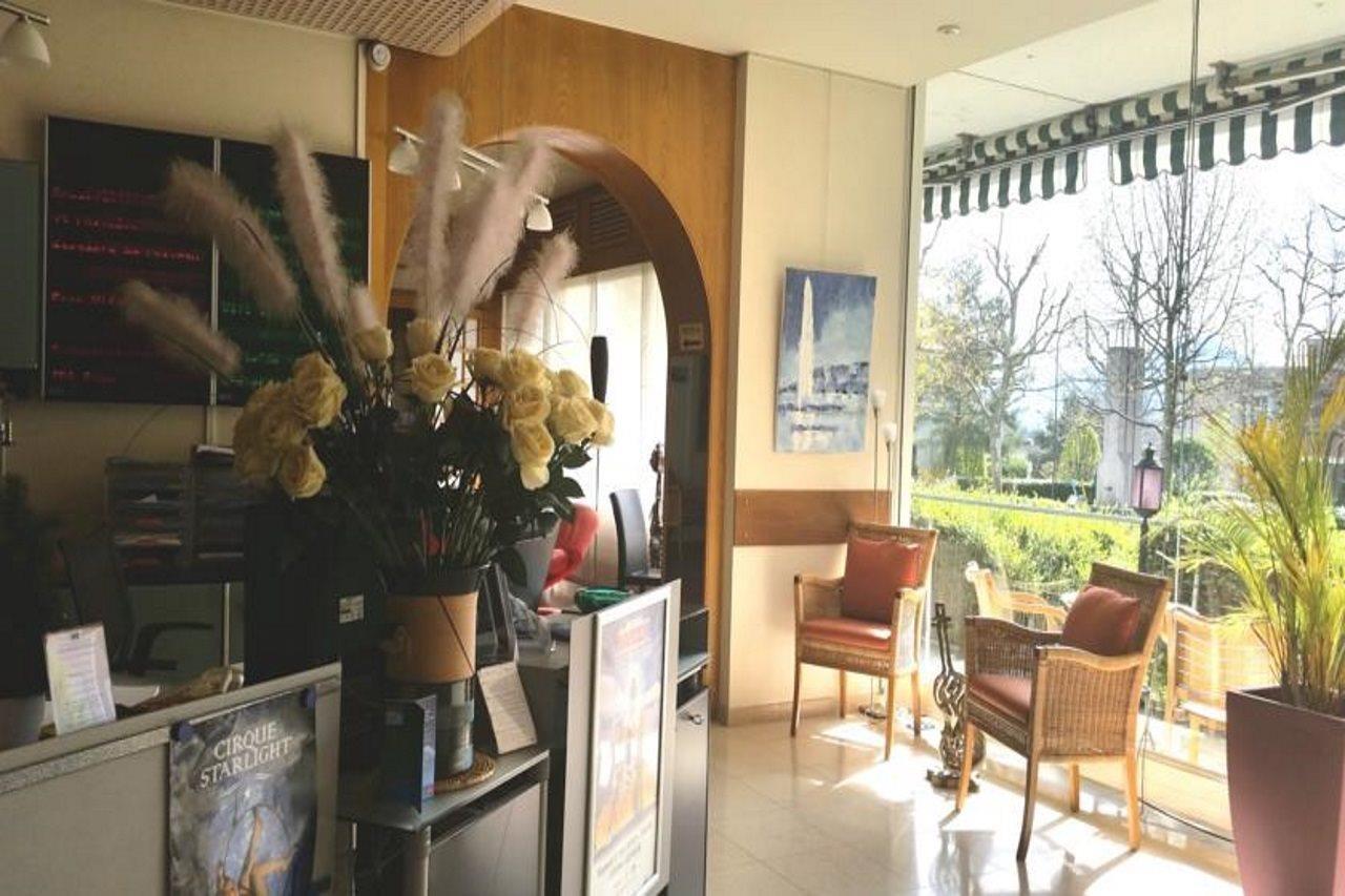Hostellerie De La Vendee Lancy Exterior photo